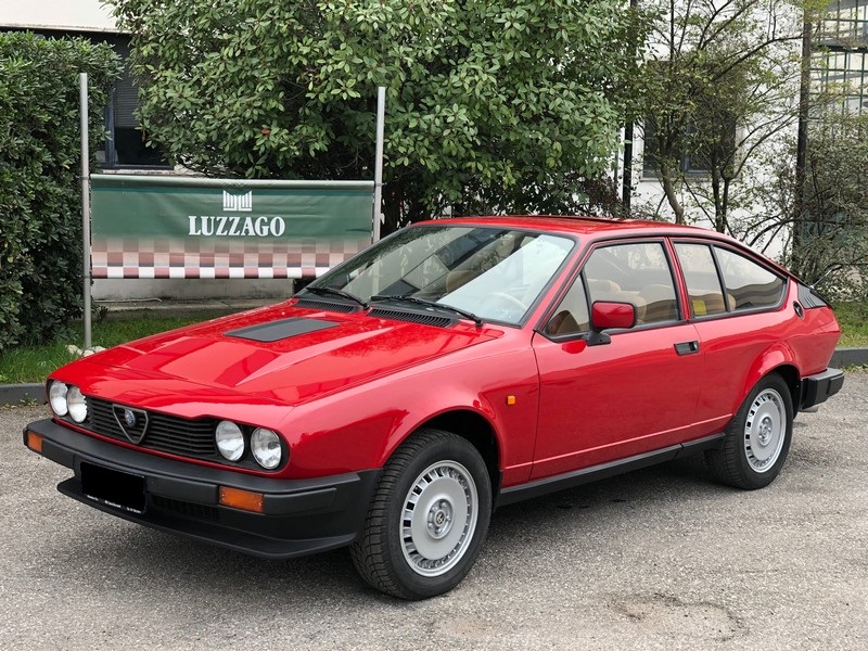 Alfa Romeo Alfetta Gtv6 2 5 Classic Cars For Sale In Brescia From